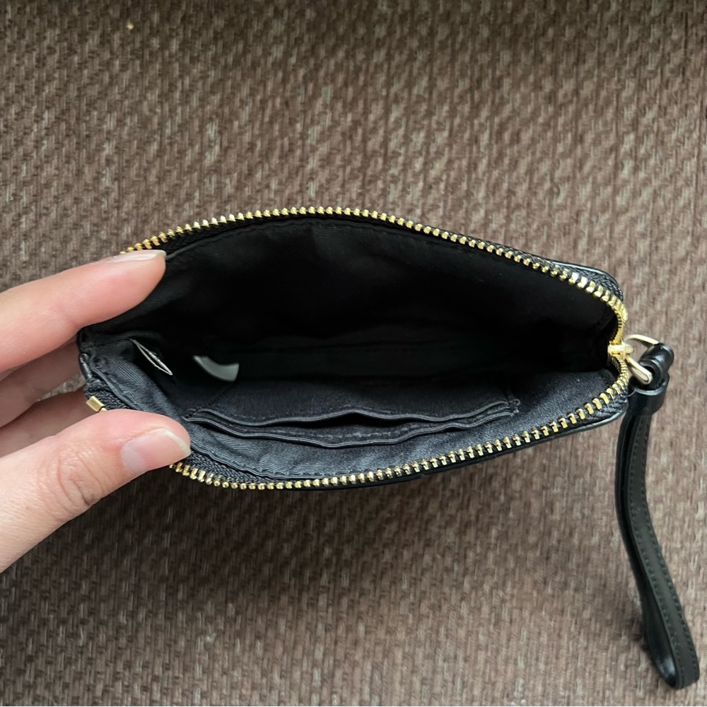 COACH Signature Coated Canvas Gold-Tone Hardware Corner Zip Stripe Wristlet NWT - Picture 6 of 9
